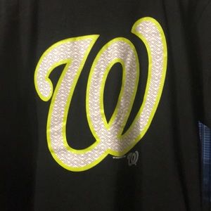 WASHINGTON NATIONALS T-shirt *** NEW WITH TAGS***